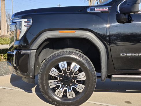 Used 2024 GMC Sierra 2500 Denali w/ Denali Reserve Package image 13