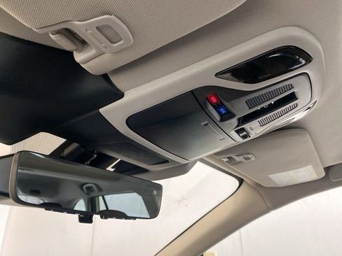 Used 2025 Subaru Outback Touring XT image 20