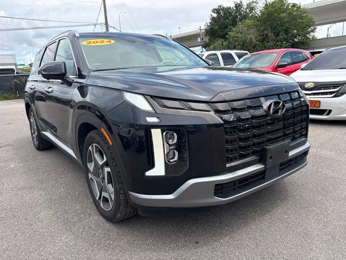 Used 2024 Hyundai Palisade Limited FWD image 1