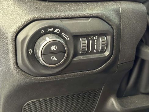 Used 2022 Jeep Gladiator Rubicon AWD/4WD image 22