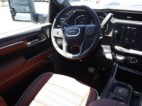New 2026 GMC Sierra 3500 Denali Ultimate AWD/4WD image 21