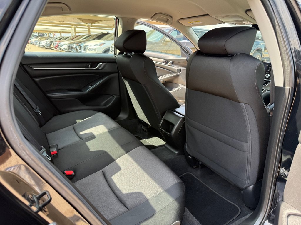 Used 2021 Honda Accord LX image 15