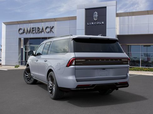New 2027 Lincoln Navigator L Reserve AWD/4WD image 7