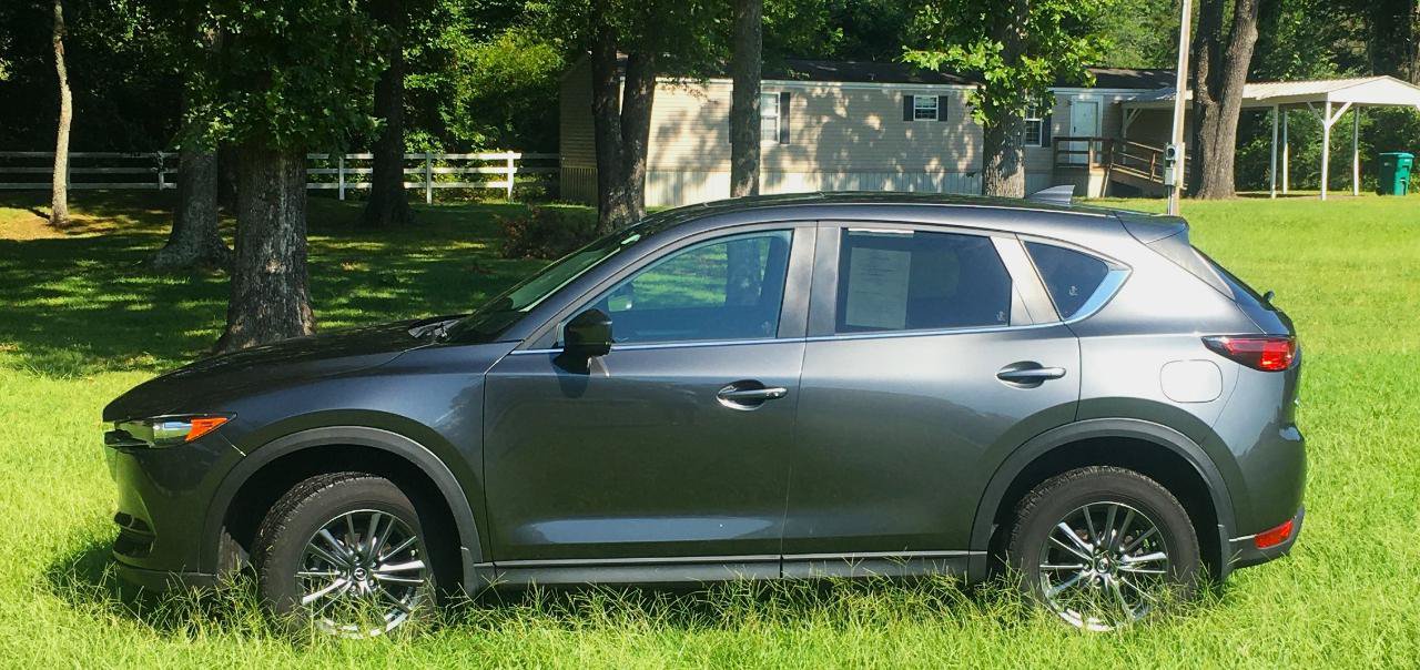 Used 2020 MAZDA CX-5 Touring FWD image 2