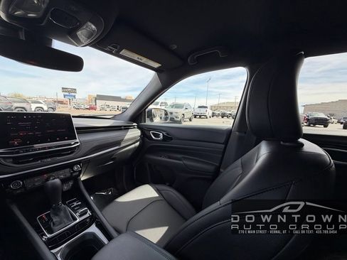 New 2026 Jeep Compass Limited AWD/4WD image 13