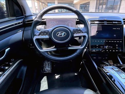 Certified 2023 Hyundai Tucson Limited AWD/4WD image 7