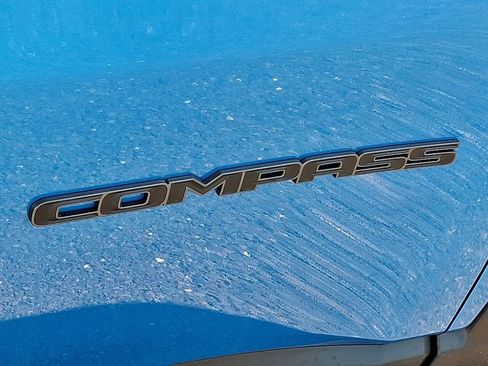 New 2026 Jeep Compass Latitude image 21