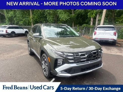 Used 2025 Hyundai Tucson Limited AWD/4WD image 3