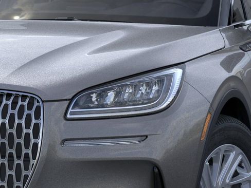 New 2025 Lincoln Corsair AWD image 18