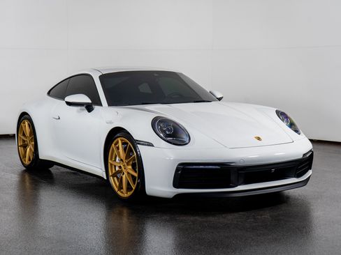 Used 2021 Porsche 911 Carrera S image 4
