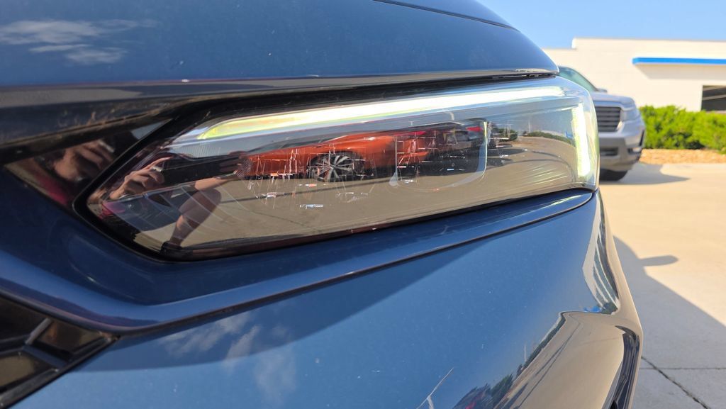 Used 2025 Honda Civic Sport Touring image 9