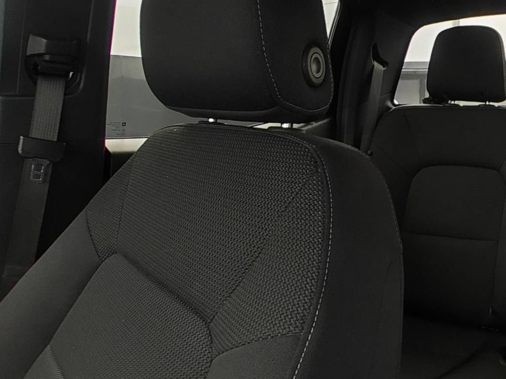 Certified 2024 Chevrolet Colorado LT RWD image 9