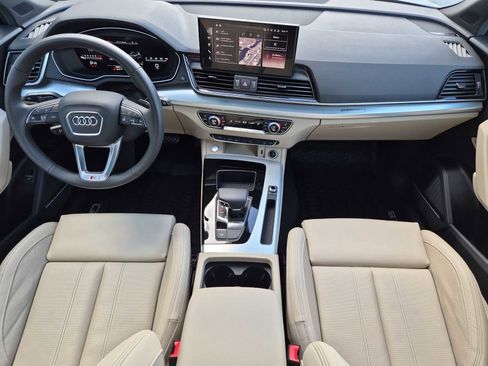 Certified 2025 Audi Q5 2.0T Premium Plus image 14
