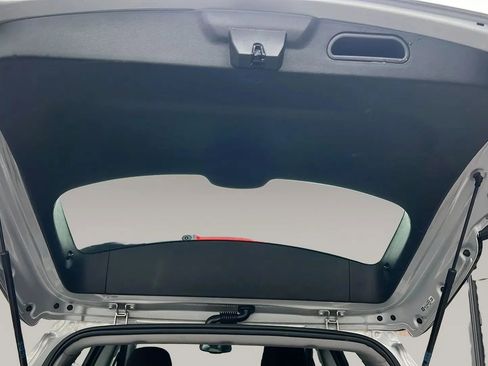 Used 2019 Chevrolet Trax LS image 11