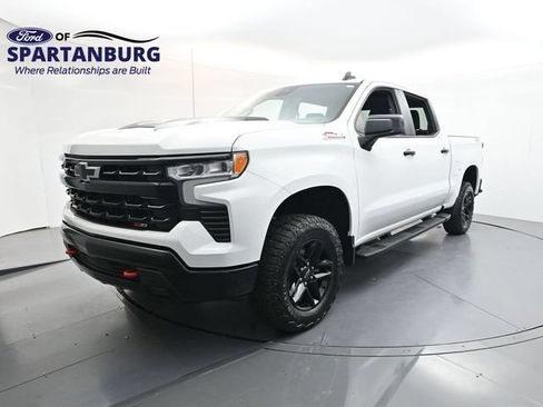 Used 2024 Chevrolet Silverado 1500 LT Trail Boss w/ Protection Package AWD/4WD image 3