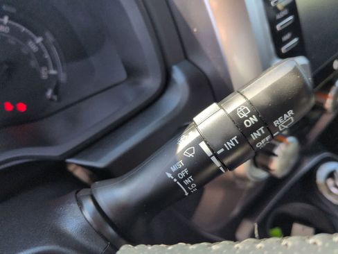 Used 2022 Toyota 4Runner SR5 Premium AWD/4WD image 19
