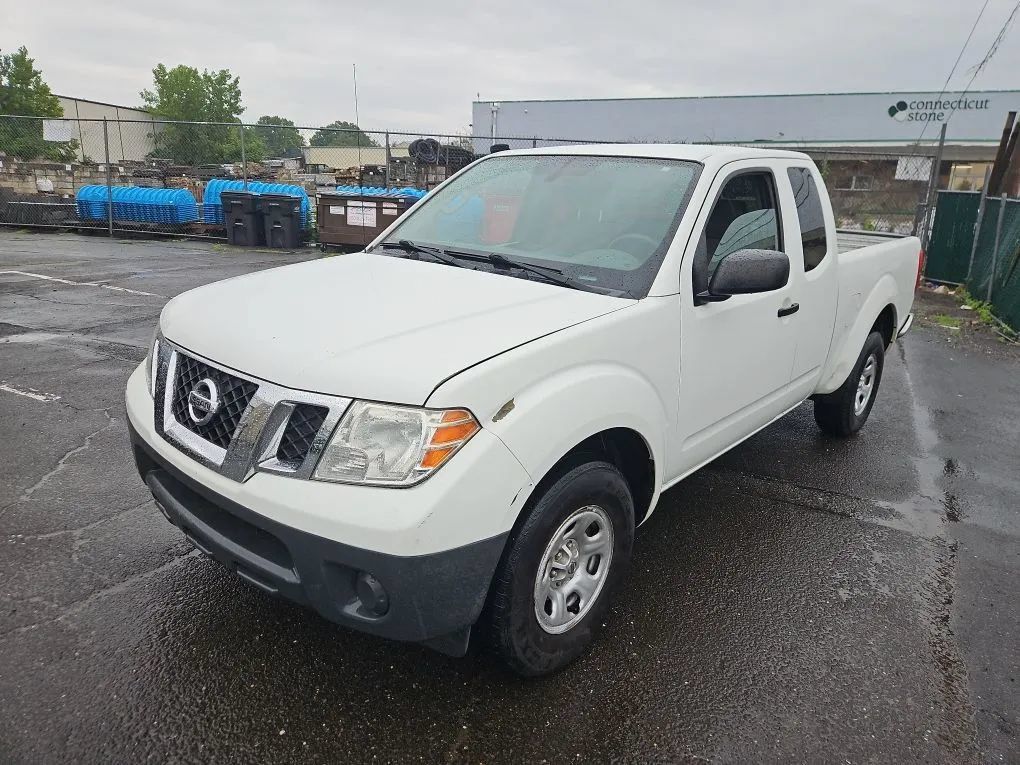 Used 2016 Nissan Frontier S RWD image 1