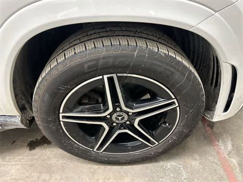 Used 2023 Mercedes-Benz GLE 350 4MATIC image 5