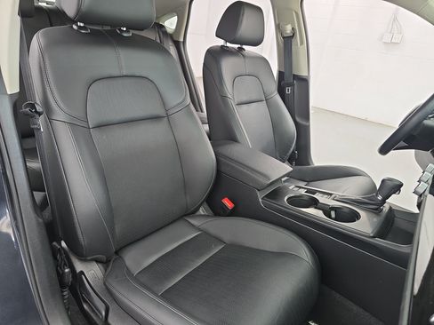 Used 2024 Honda Civic EX-L image 10