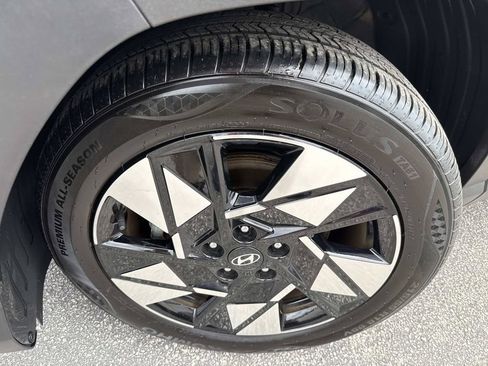 Used 2024 Hyundai Kona SEL FWD image 10