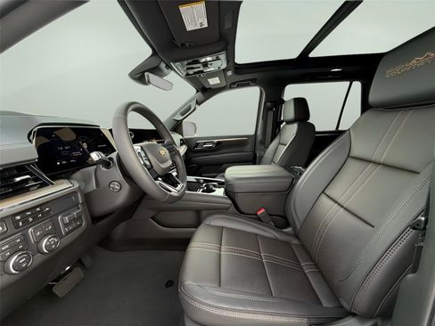 New 2025 Chevrolet Tahoe High Country image 12