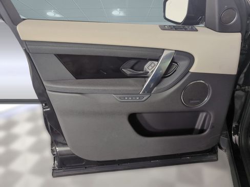 Certified 2025 Land Rover Discovery Sport S image 11