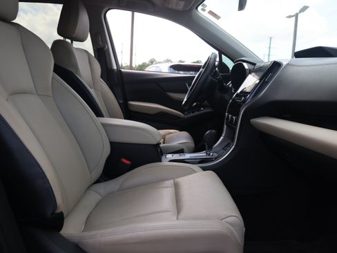 Used 2019 Subaru Ascent Limited AWD/4WD image 16