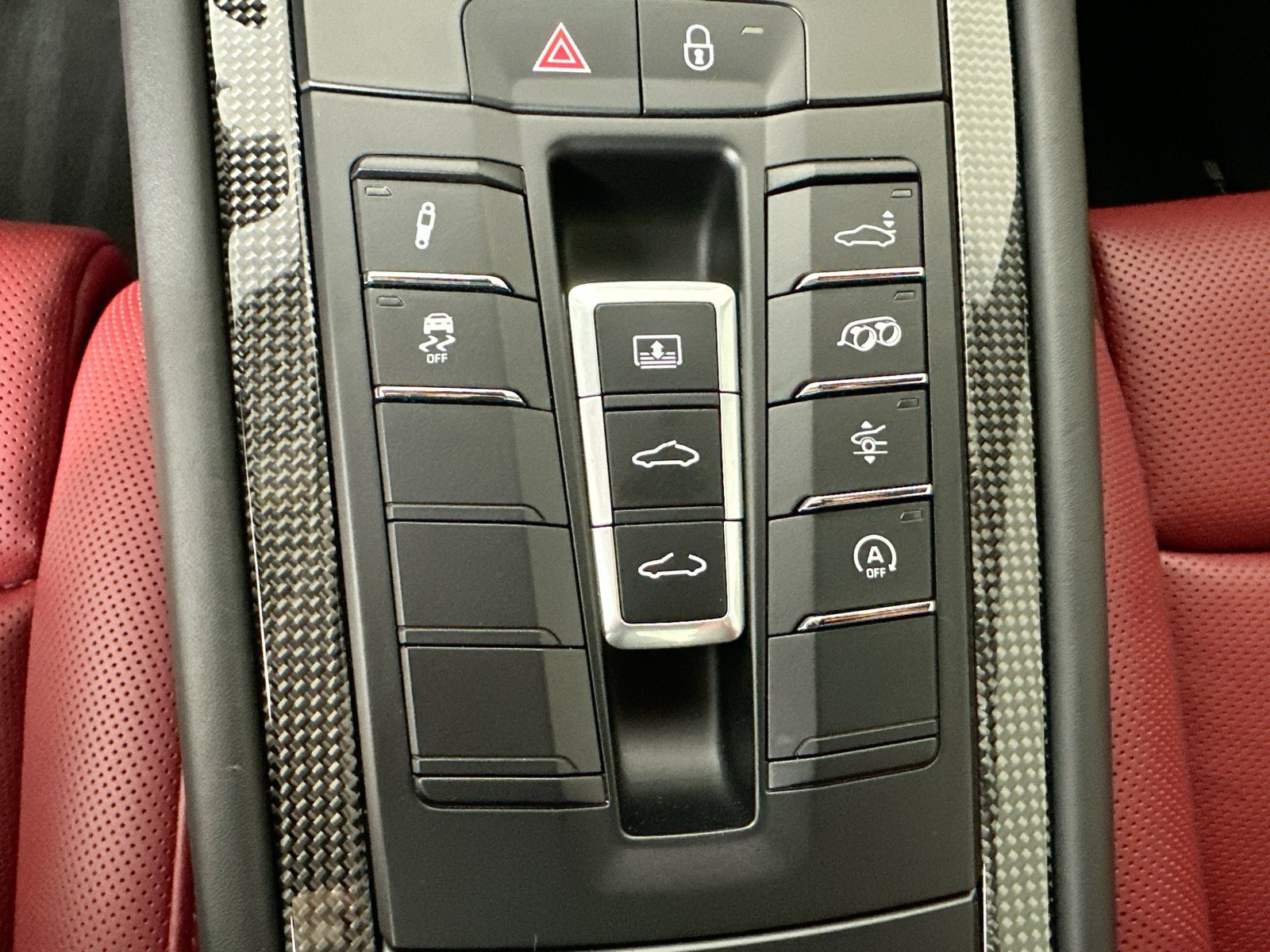 Certified 2017 Porsche 911 Carrera GTS RWD image 29