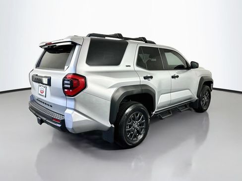 Used 2026 Toyota 4Runner SR5 AWD/4WD image 5