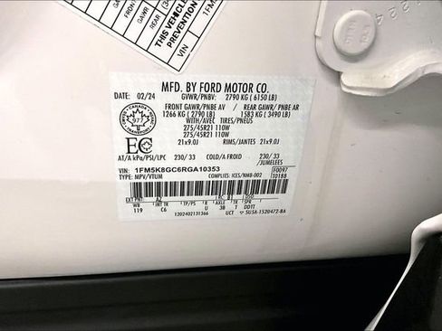 Used 2024 Ford Explorer ST w/ Technology Package image 42