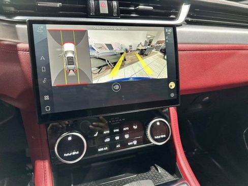 Used 2023 Jaguar F-PACE R-Dynamic S image 17