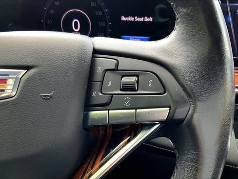 Used 2021 Cadillac Escalade ESV Premium Luxury w/ Driver Assist Tech Package AWD/4WD image 18