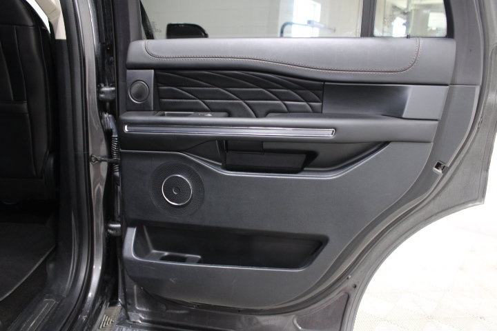 Used 2020 Ford Expedition Platinum AWD/4WD image 29