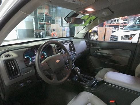 Used 2022 Chevrolet Colorado W/T image 12