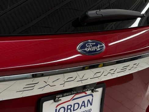 Used 2023 Ford Explorer XLT w/ Equipment Group 202A image 35