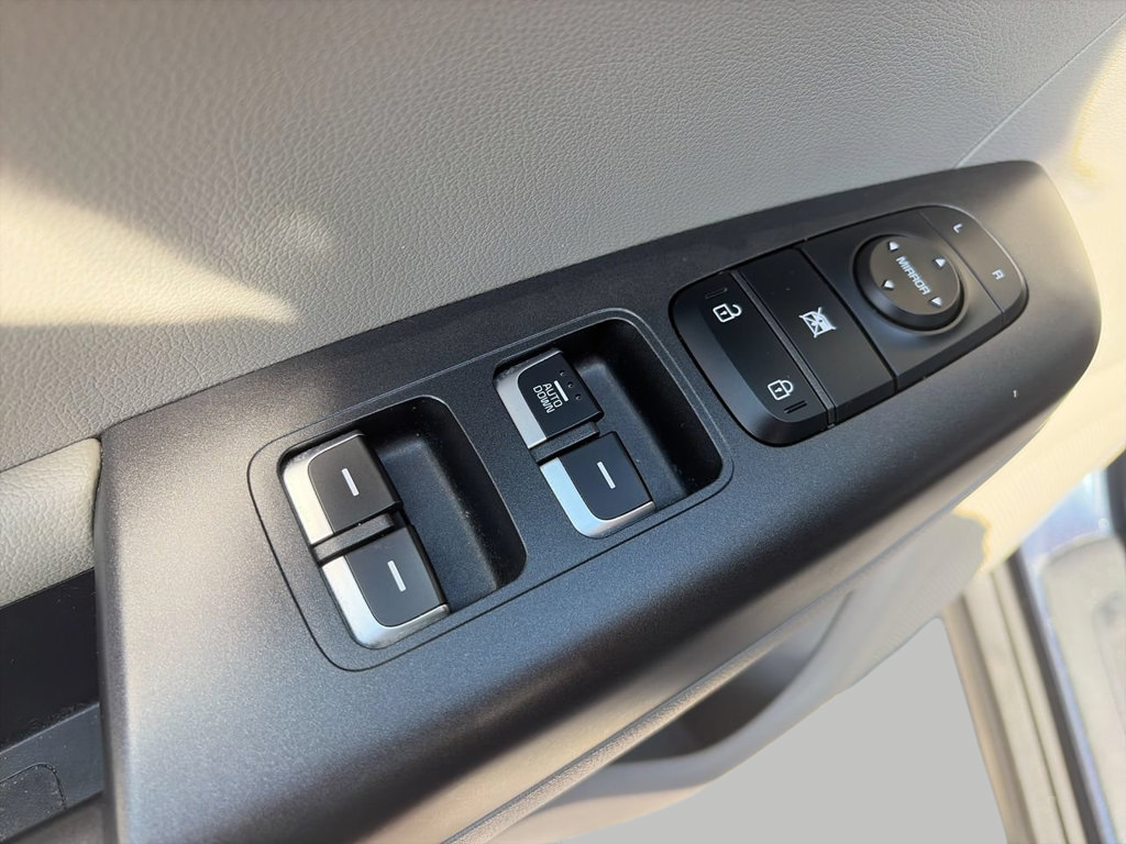 Used 2022 Kia Sportage LX FWD image 14