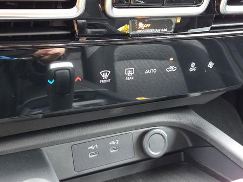 New 2026 Nissan Sentra SV w/ Floor Mat Package image 21