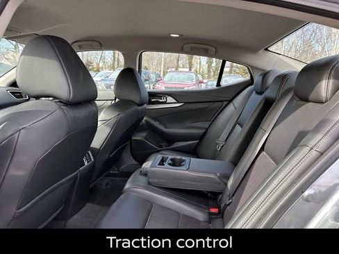 Used 2018 Nissan Maxima 3.5 SV image 13