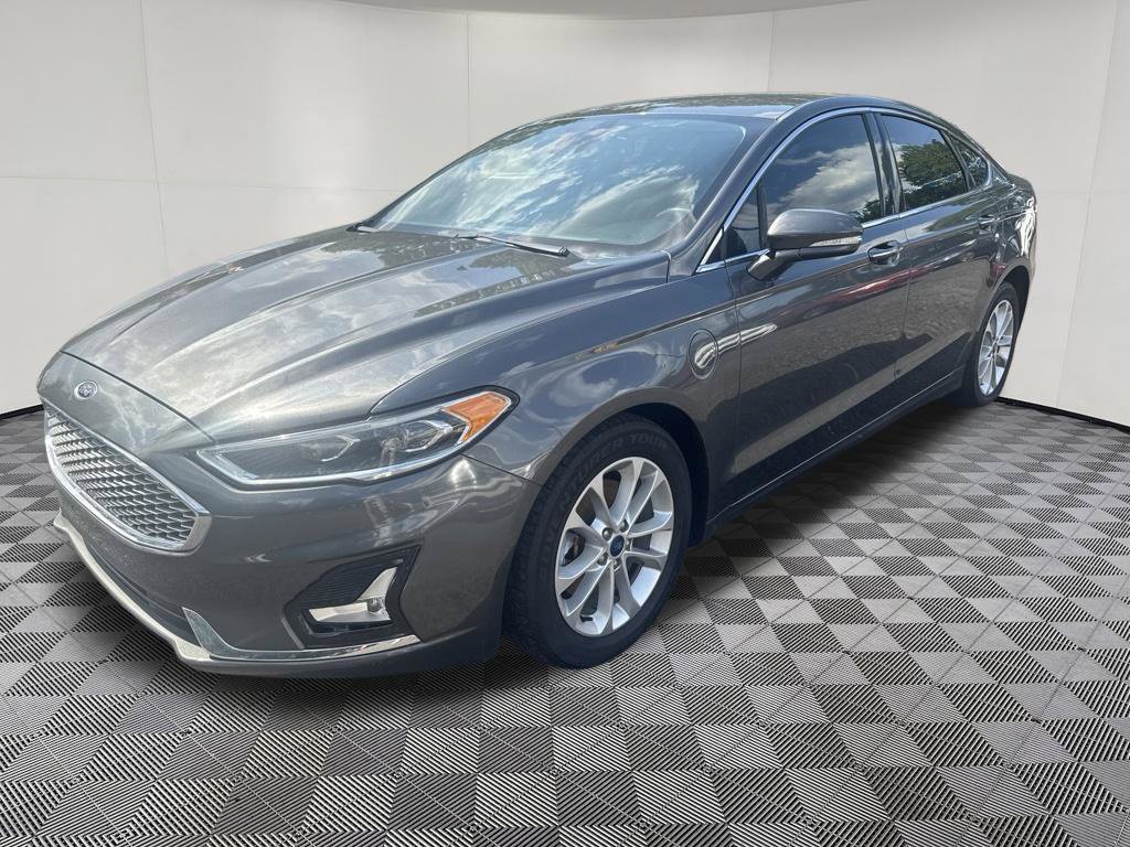 Used 2019 Ford Fusion Energi Titanium FWD image 22
