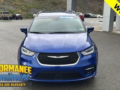 Used 2021 Chrysler Pacifica Touring-L