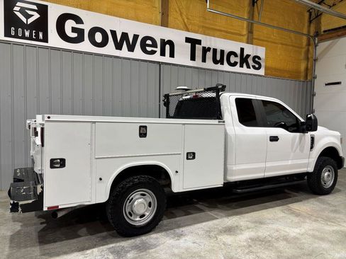 Used 2021 Ford F250 XL w/ Power Equipment Group image 6