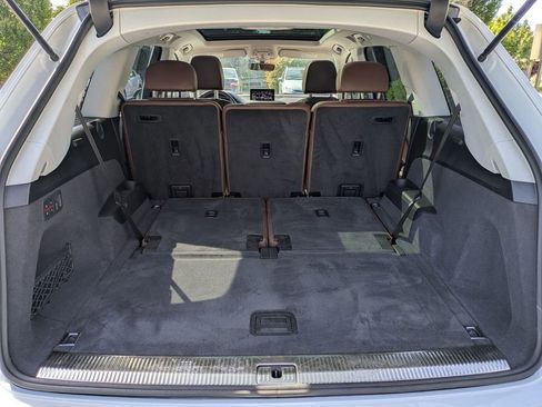 Used 2018 Audi Q7 3.0T Prestige image 32