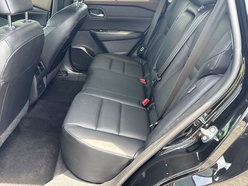 Used 2023 Nissan Rogue SV w/ SV Premium B Package FWD image 21