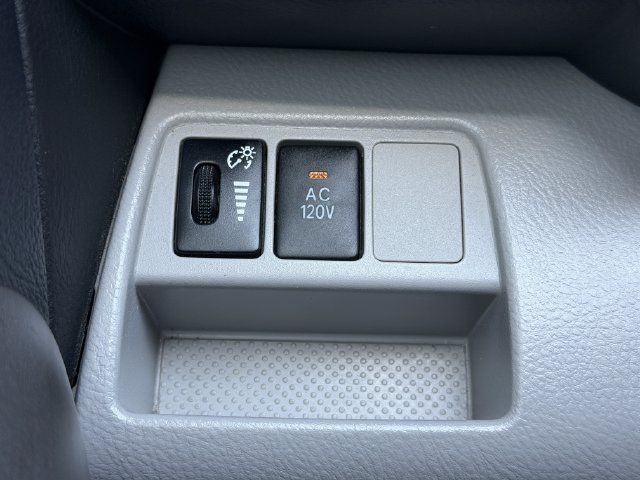 Used 2009 Toyota RAV4 Limited FWD image 21