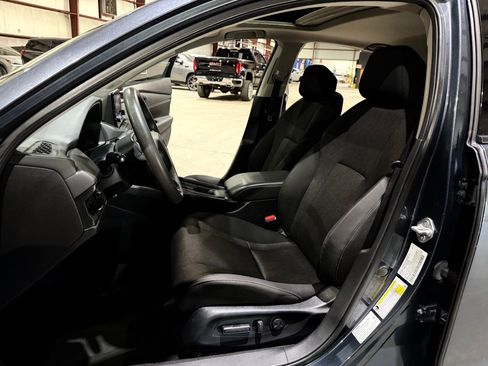 Used 2023 Honda Accord EX image 14