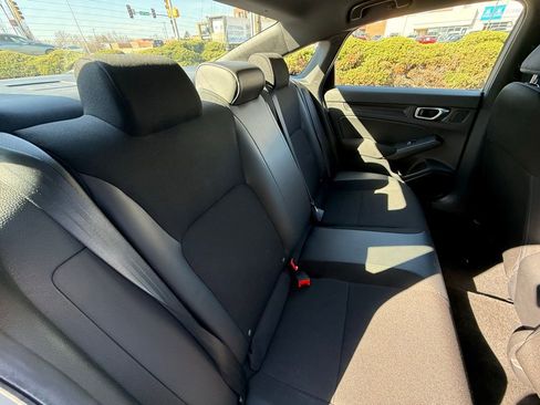 Used 2024 Honda Civic Sport image 32