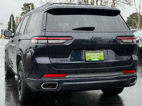 Used 2023 Jeep Grand Cherokee L Overland image 3