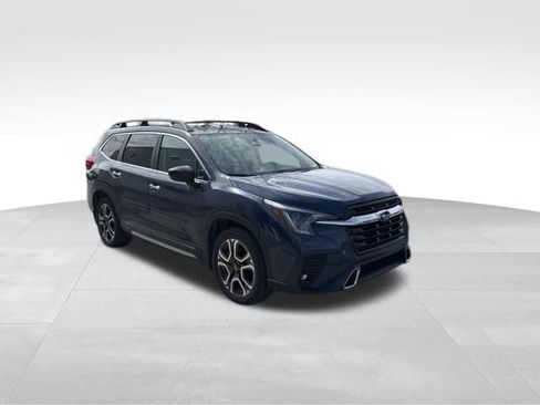 Used 2024 Subaru Ascent Touring image 8