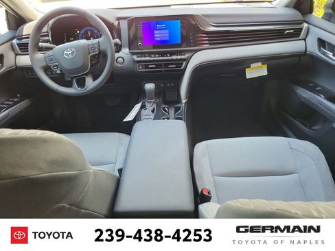 New 2025 Toyota Camry LE w/ Convenience Package FWD image 18