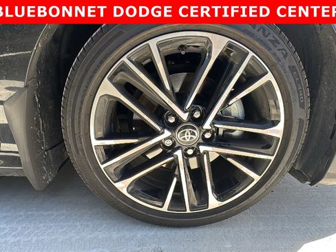 Used 2025 Toyota Camry XLE w/ Premium Plus Package image 19